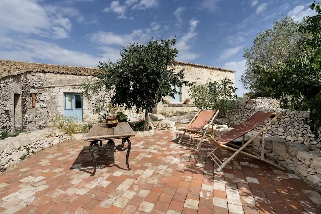 بيت للعطل فيلا Casa Sarculla Testa dellʼAcqua إيطاليا