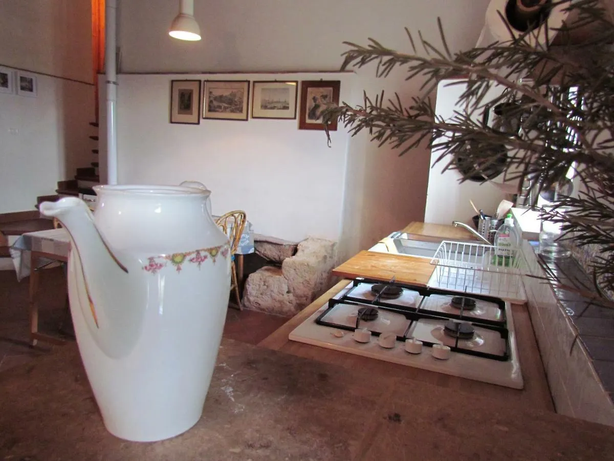 فيلا Casa Sarculla Testa dellʼAcqua 0*,  إيطاليا